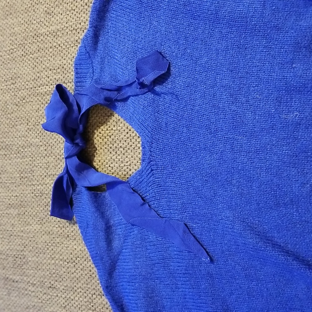 Awesome size large Royal blue sweater